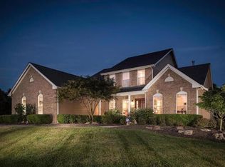 1122 Keystone Trail Dr, Chesterfield, MO 63005