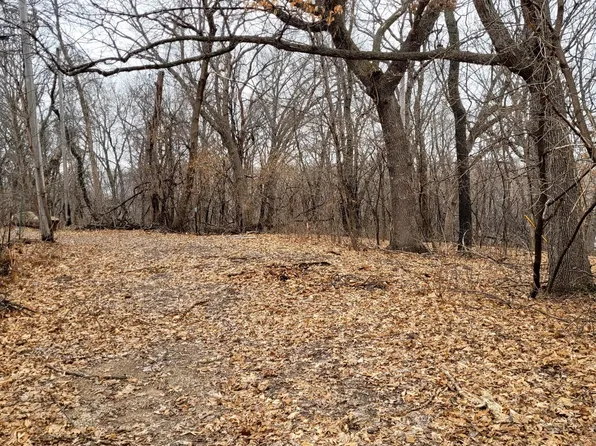 Eriks Blvd, Saint Paul, MN 55122