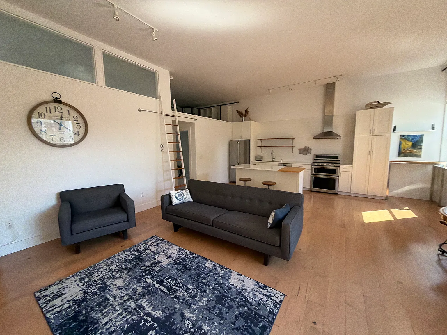1 bed, 929 sqft, $3,500 — Photo 4
