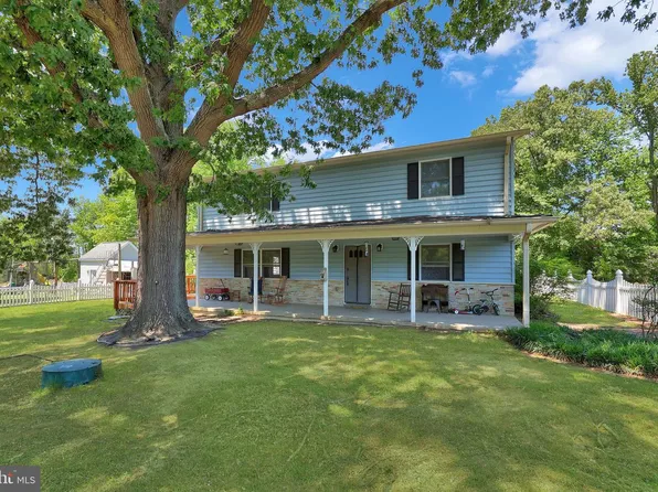 22 Sandy Ln, Stafford, VA 22554