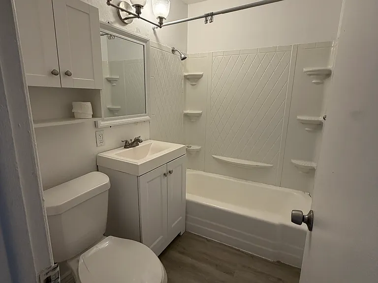 3335 Benton St #4 — Photo 6