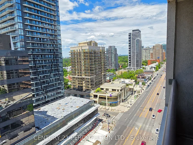 18 Parkview Ave #1811 — Photo 24