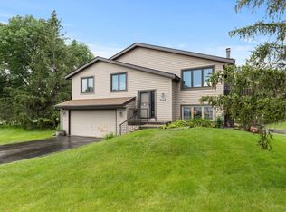 5179 148th St W, Apple Valley, MN 55124
