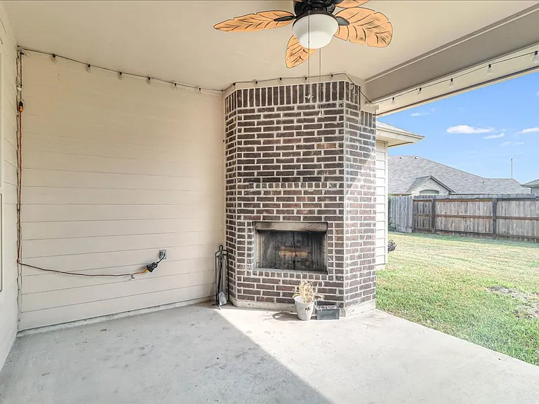 8010 Calma St — Photo 38