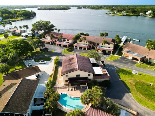 373 NW 14th Pl, Crystal River, FL 34428