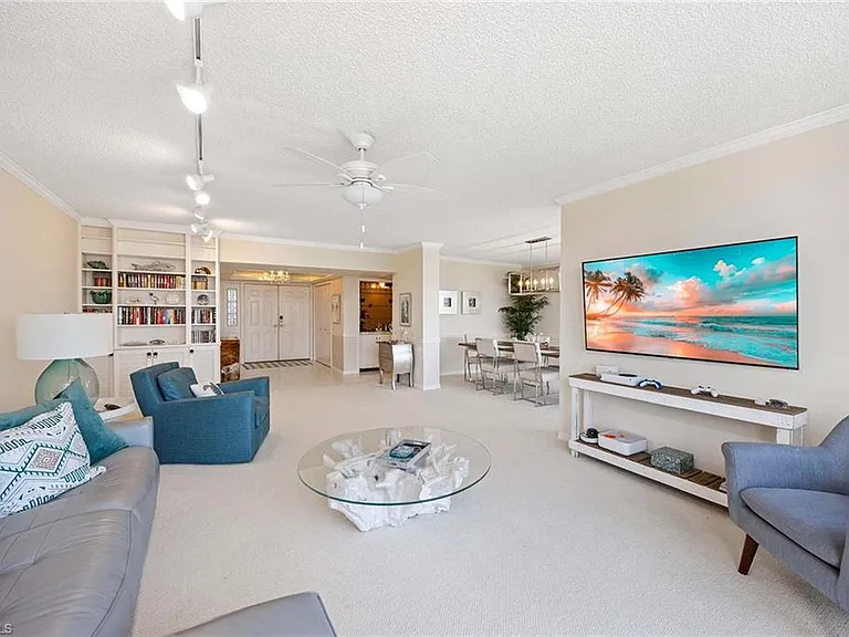 4031 Gulf Shore Blvd N #10C — Photo 21