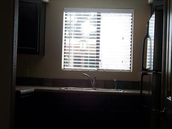 4th image of 750 E Northern Ave Unit 1035