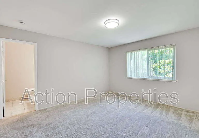 1121 Garfield Ave #4 — Photo 11