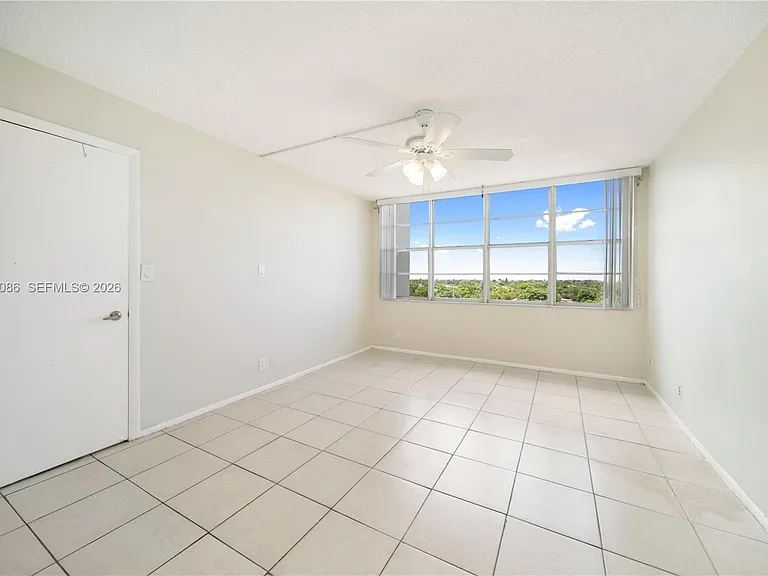 16740 NE 9th Ave #609 — Photo 7