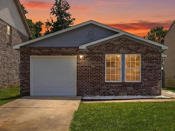 4th image of 277 Bermuda Lakes Dr
