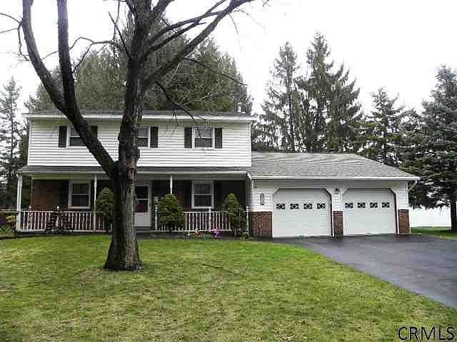 1st image of 3 Chevy Chase Ln