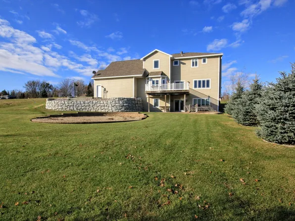 1207 Martin St, Fergus Falls, MN 56537