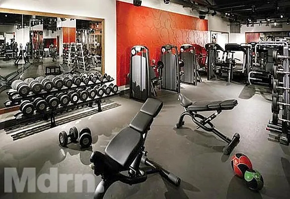 Rented by Mdrn Residential | media 7