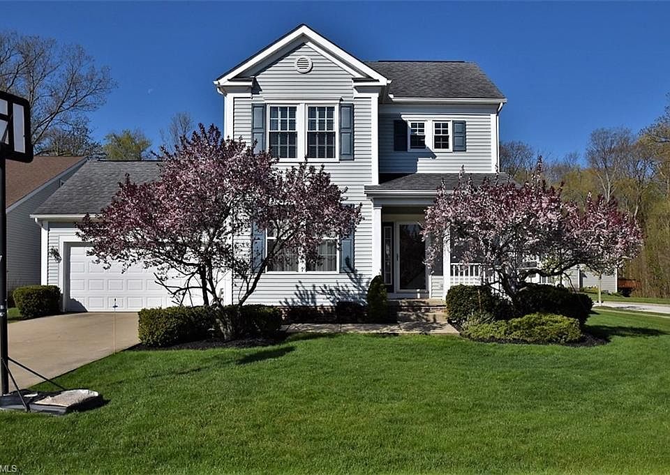 1st image of 1665 Bellaway Dr #38