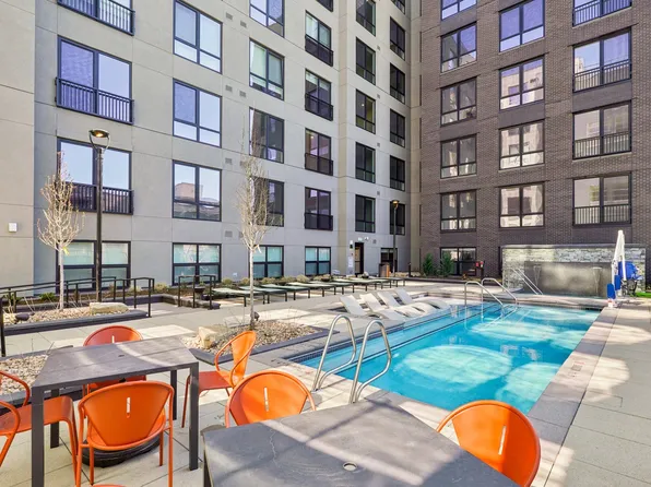 Oso Apartments