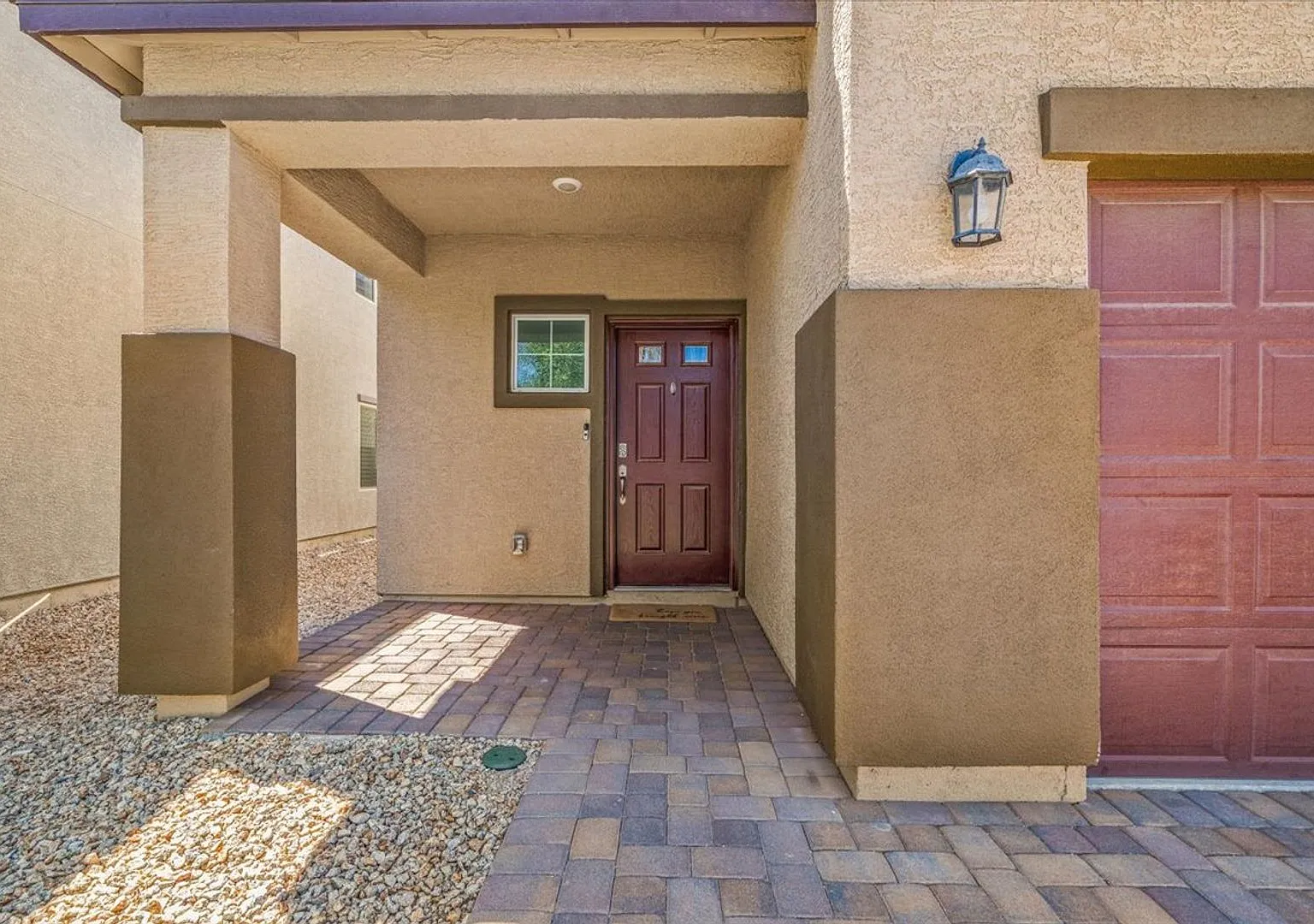 Large 5-Bedroom 3-Bathroom Home in Gated Community! — Photo 2