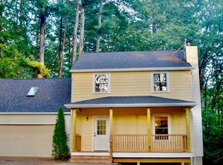 10 Shattuck Rd, Hadley, MA 01035