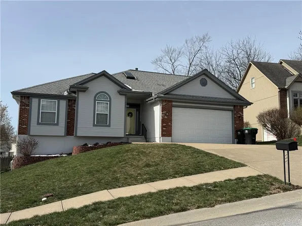 18809 E 32nd Terrace Ct S, Independence, MO 64057