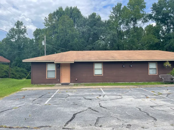 2713 Lee Road 249 #2713, Smiths Station, AL 36877