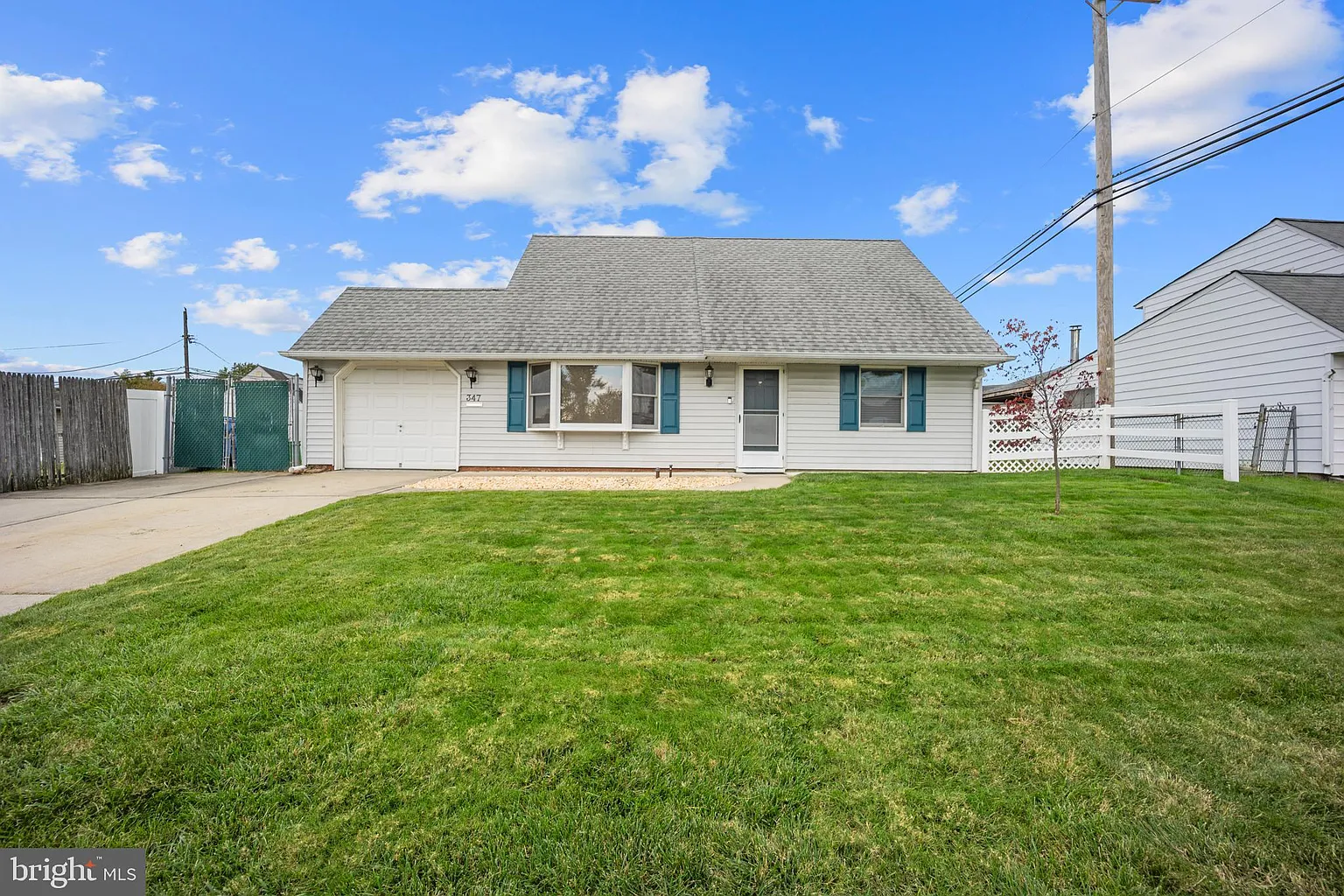 347 Indian Creek Dr photo 1