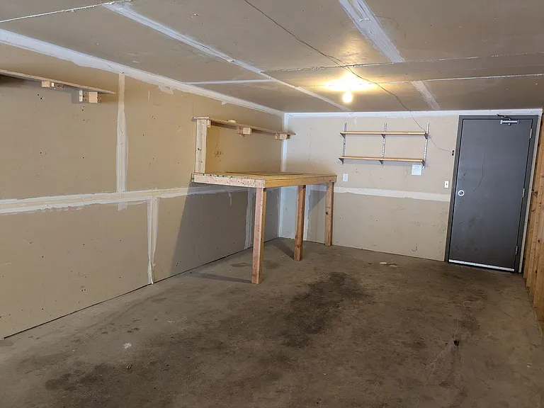 2285 S Thompson Dr — Photo 16