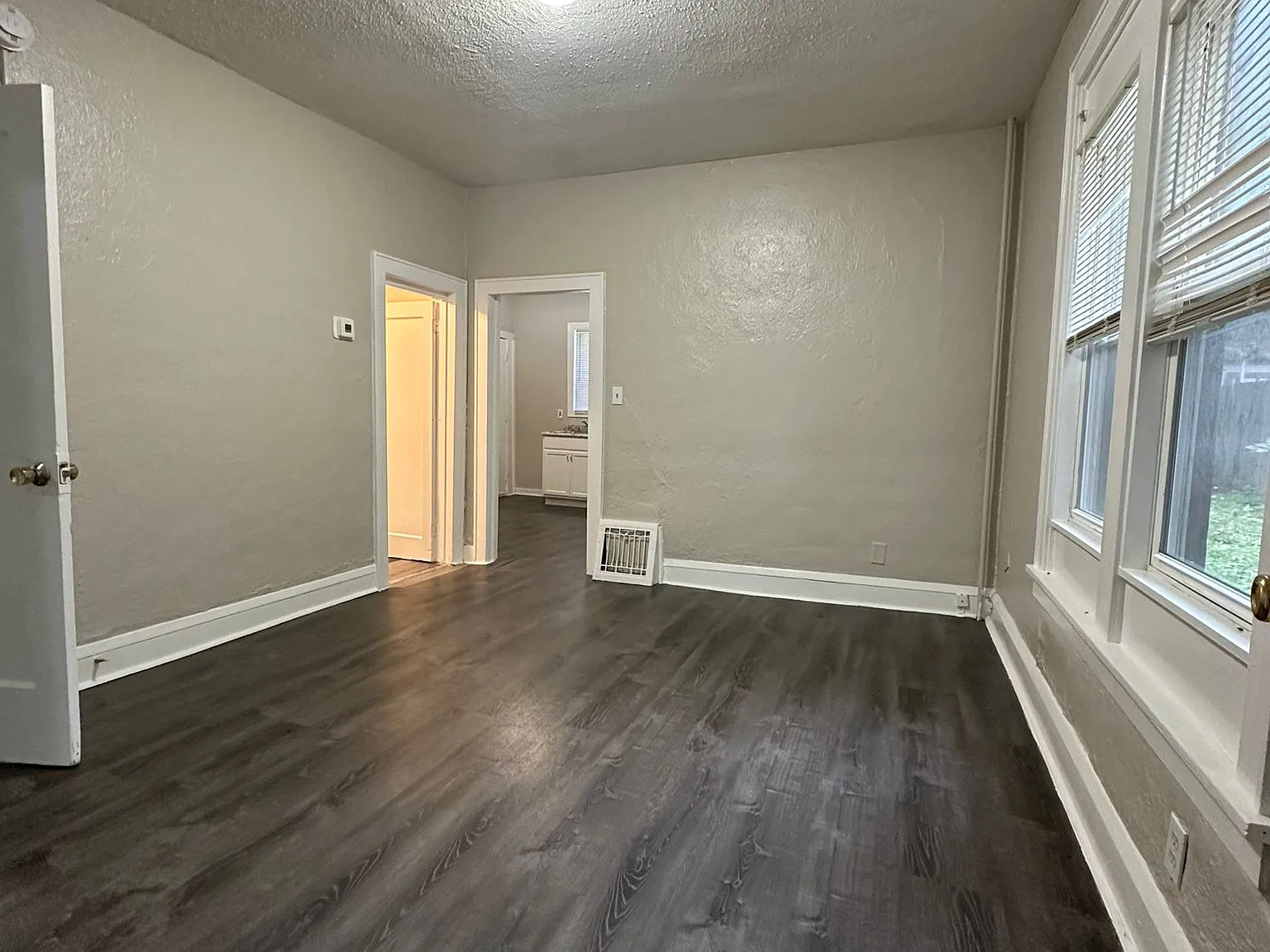 1124 Minnehaha Ave. E - Unit 1 — Photo 3