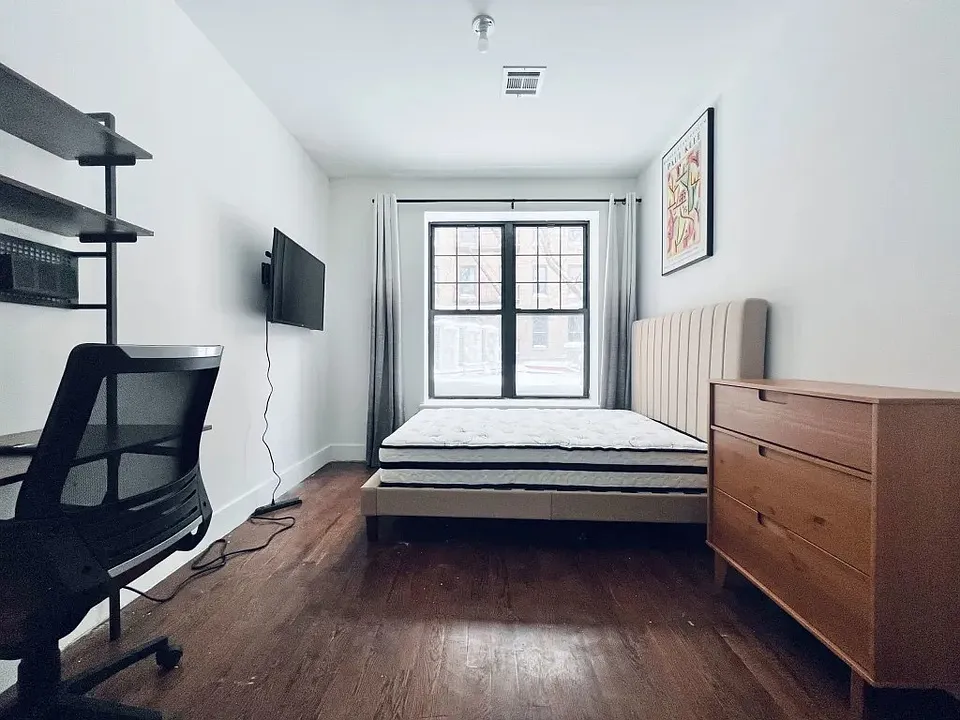 311 Rogers Ave #2-67