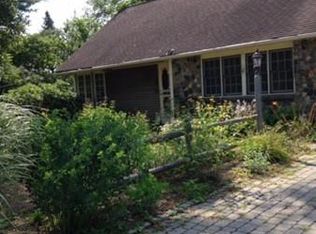 323 Berkshire Trl, Cummington, MA 01026