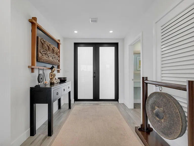 273 W Seaview Dr — Photo 24