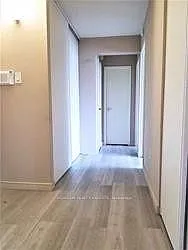 10 Sunny Glenway #807 — Photo 4