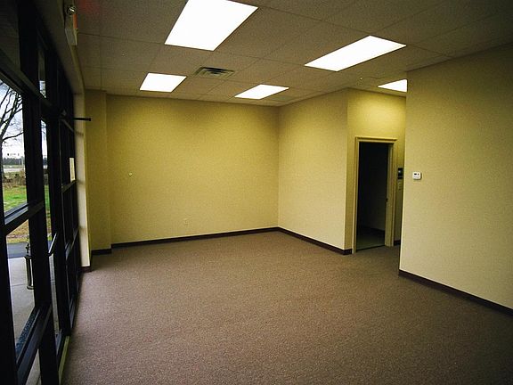 Gluckstadt Madison County Office Warehouse FOR LEASE