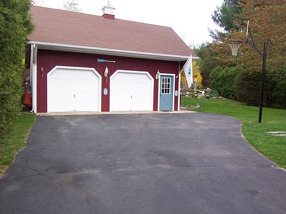 Awesome garage space