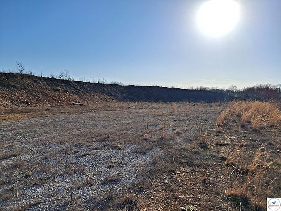 4th image of 12975 E 1100 County Rd