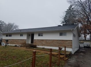 7137 Glenmore Ave, Saint Louis, MO 63121