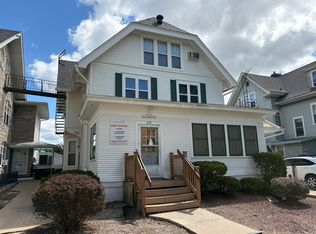 310 N Clinton St #8, Iowa City, IA 52245