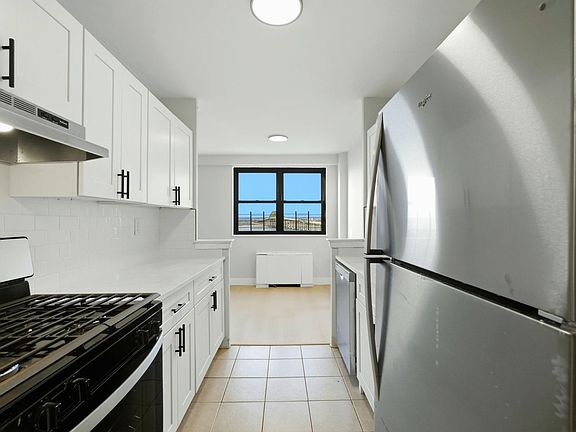 5th image of 1225 Kennedy Blvd APT 9D