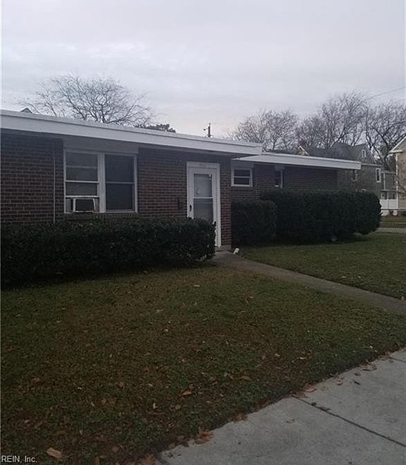1st image of 2911 Omohundro Ave