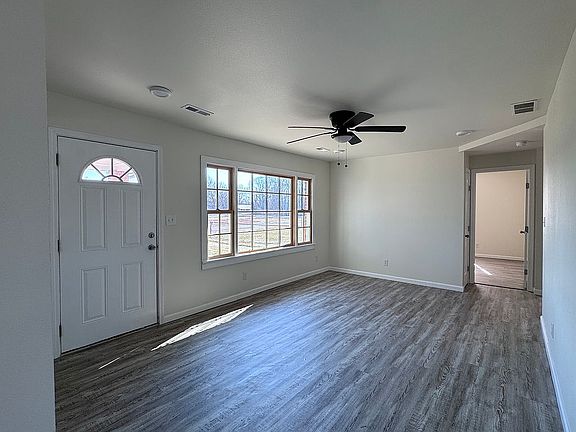 4th image of 4219 Old Alton Rd