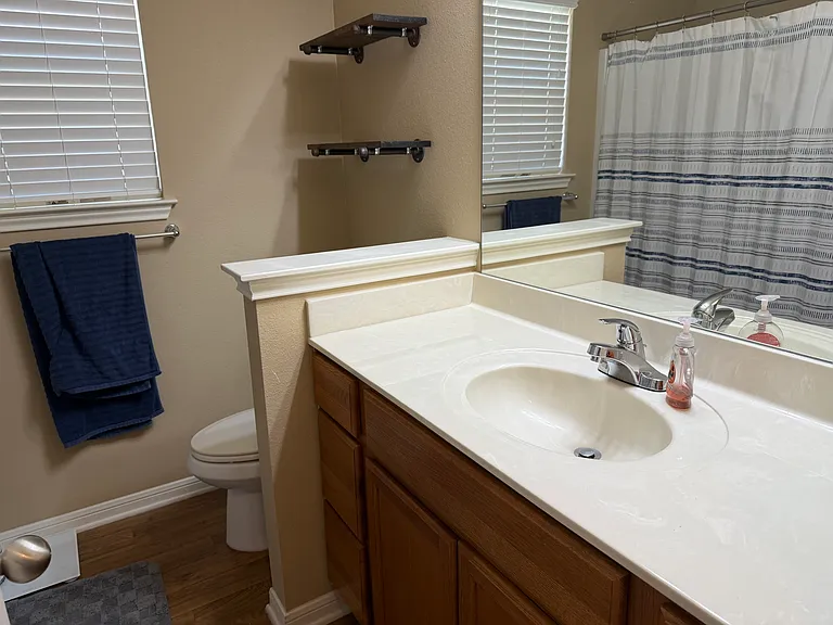 1126 Neuberry Cliffe — Photo 17