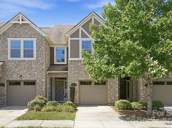 9411 Glenburn Ln, Charlotte, NC 28278