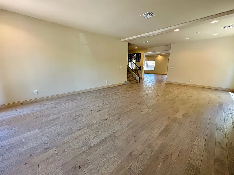 9842 Russian Hill St — Photo 7