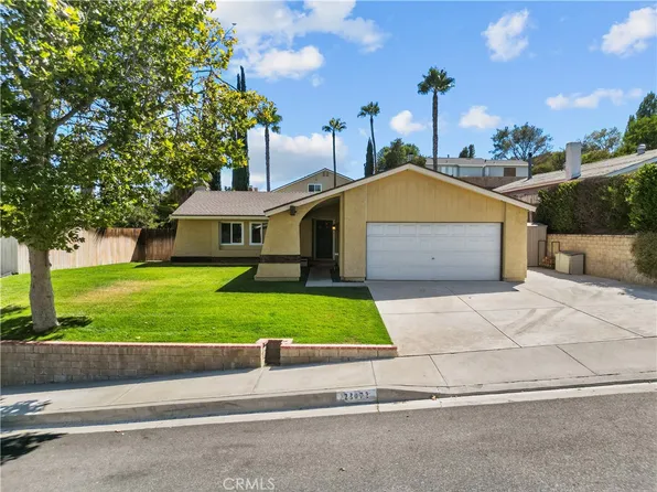 23072 Conde Dr, Santa Clarita, CA 91354