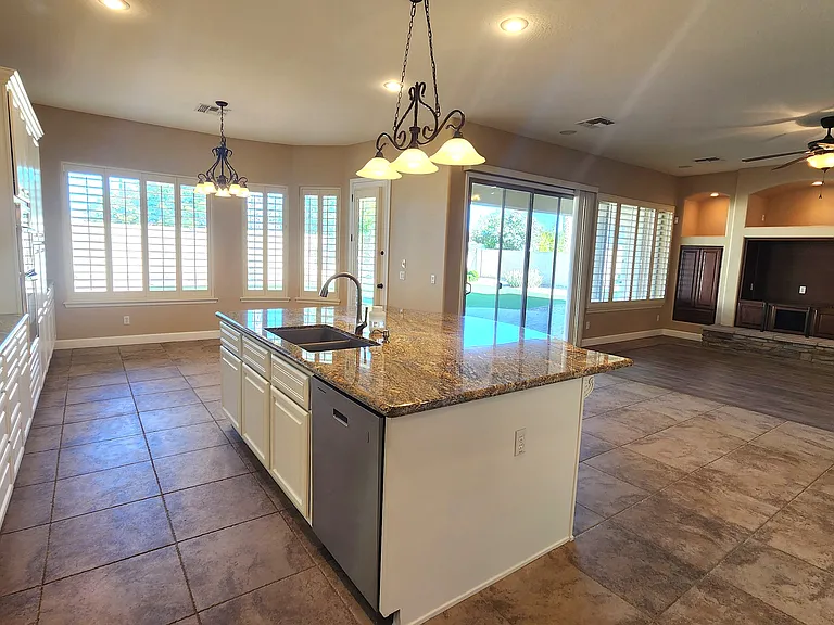 3840 E San Mateo Way — Photo 5