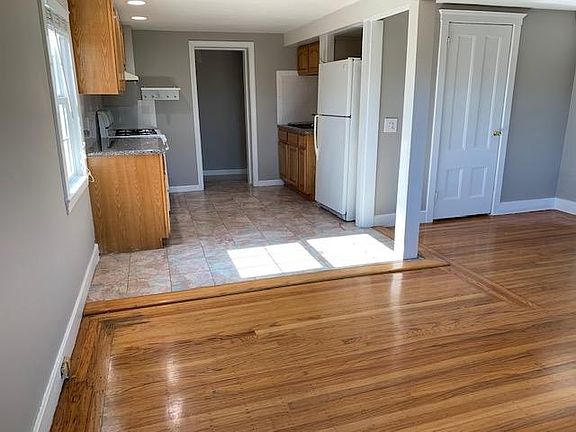 4th image of 2202 22nd St