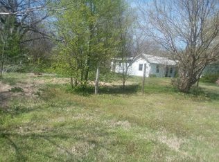 309 N 11th St, Hartshorne, OK 74547