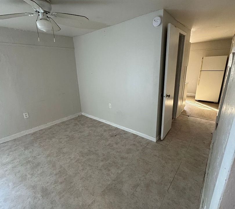1st image of 310 E Lambright St APT 5