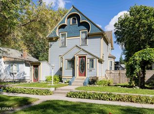 117 Walnut St, Grand Forks, ND 58201