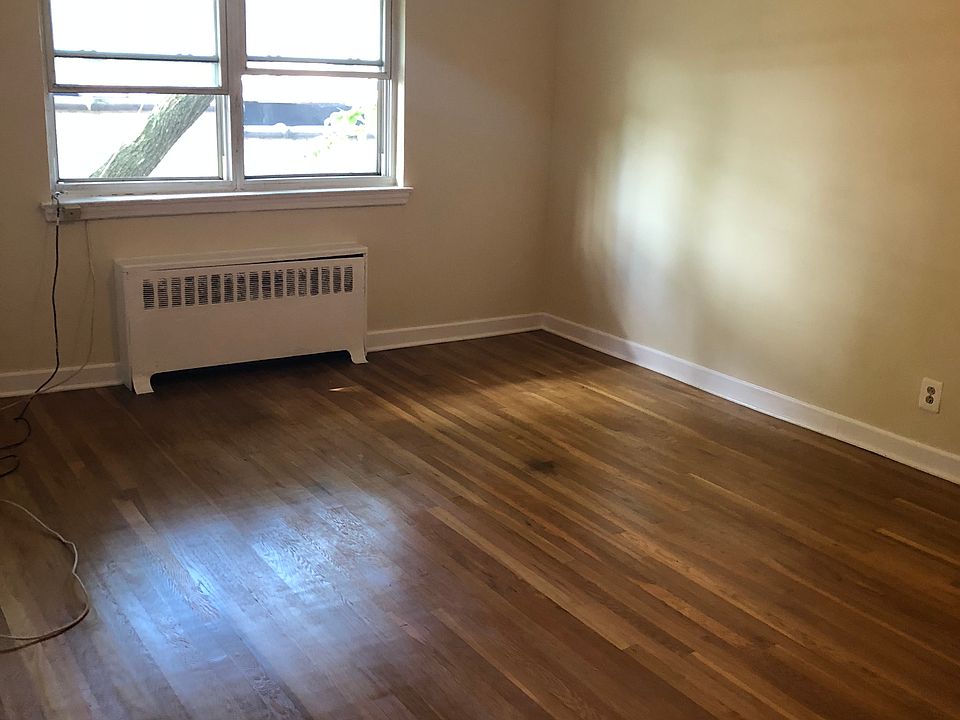 Main bedroom.
