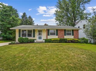 262 Monroe Dr, Northfield, OH 44067
