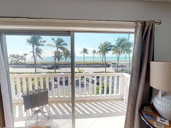 5th image of 2601 S Roosevelt Blvd APT 202A